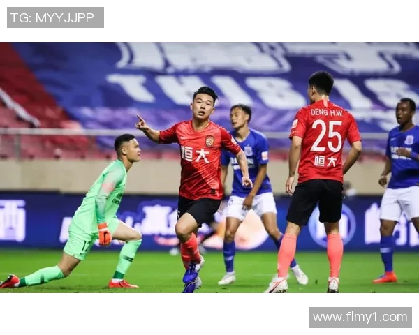 恒大与鹿角激战正酣比分揭晓引发球迷热议